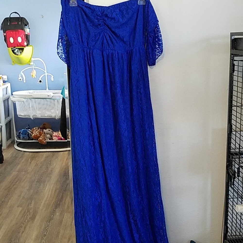 Maternity photo/baby shower dress